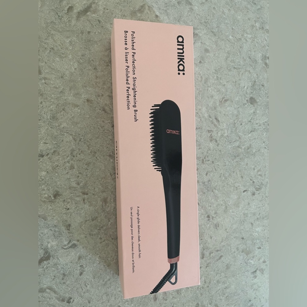Amika Straightening Brush